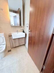 Holland Link (D10), Terrace #559708921